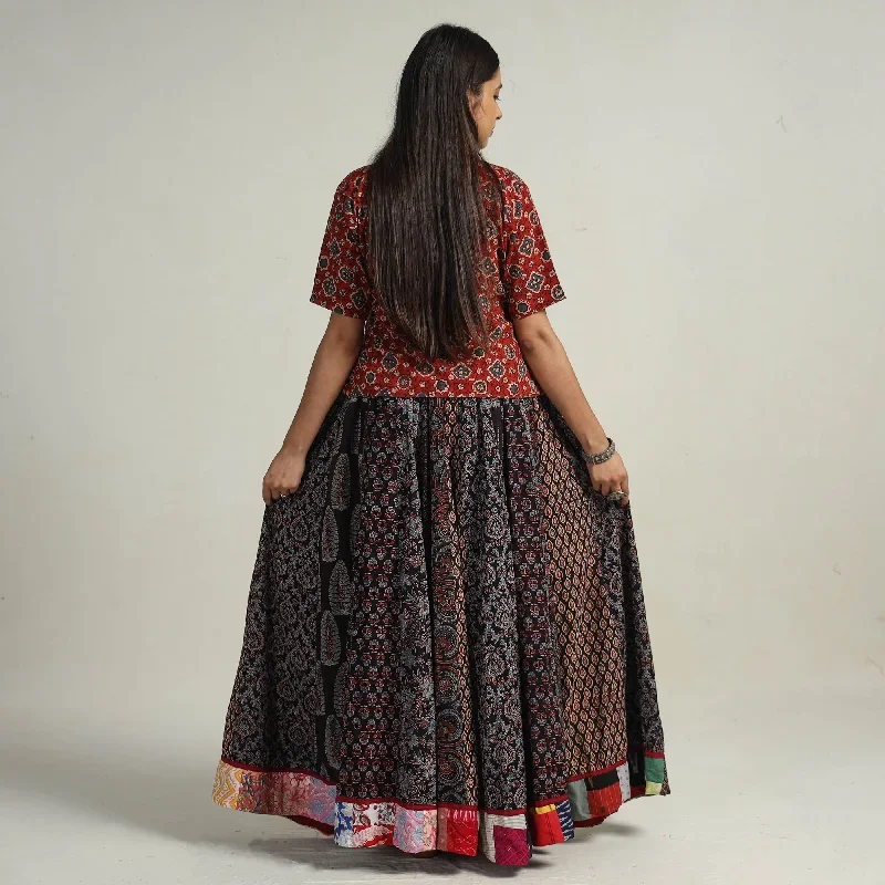 2024-406-1-37-kutch-block-printed-24-kali-cotton-long-skirt-37