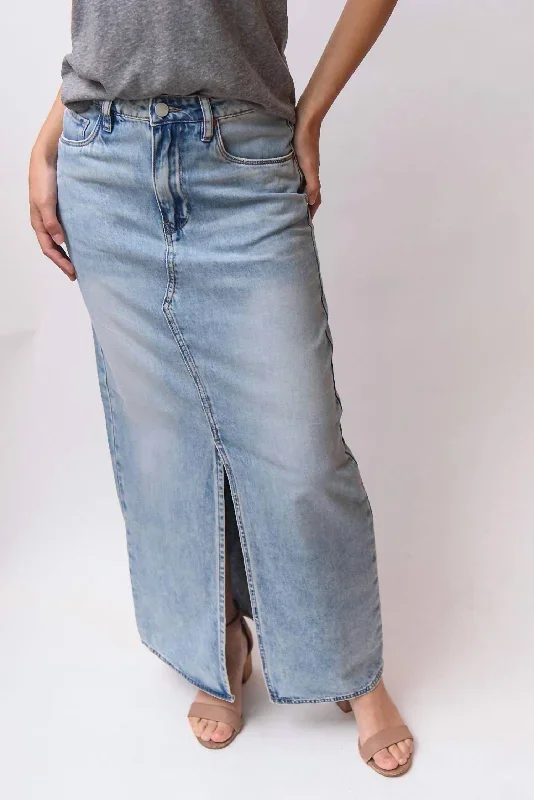 Denim Maxi Skirt In Medium Blue Wash