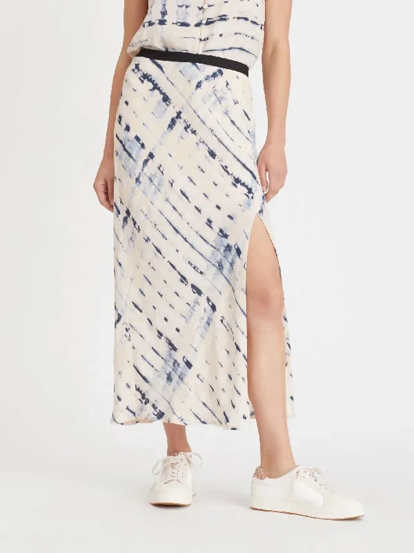 Good Times Midi Skirt In Horizon