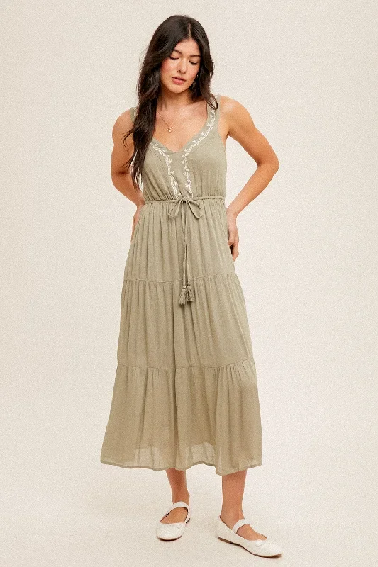 hem-thread-v-neck-sleeveless-embroidery-detail-tiered-midi-dress-sage