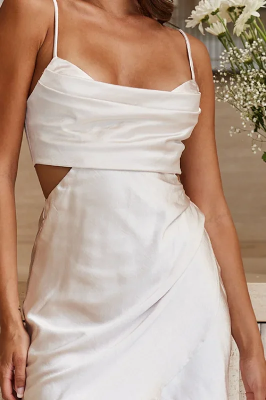 shaken-not-stirred-cut-out-waist-pleat-detail-mini-dress-champagne