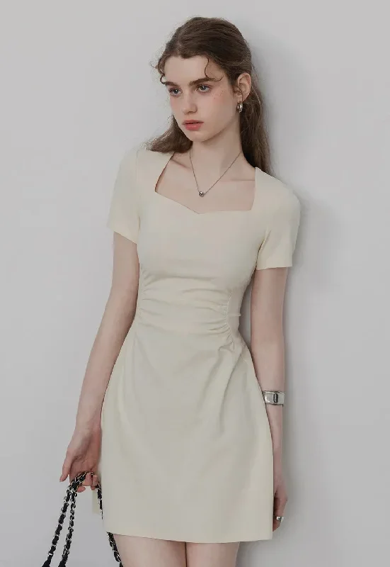 Women's Minimalist Short-Sleeve Dress